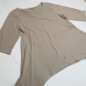 3 for $20 🌼 Chalet | half sleeve top -sz M-